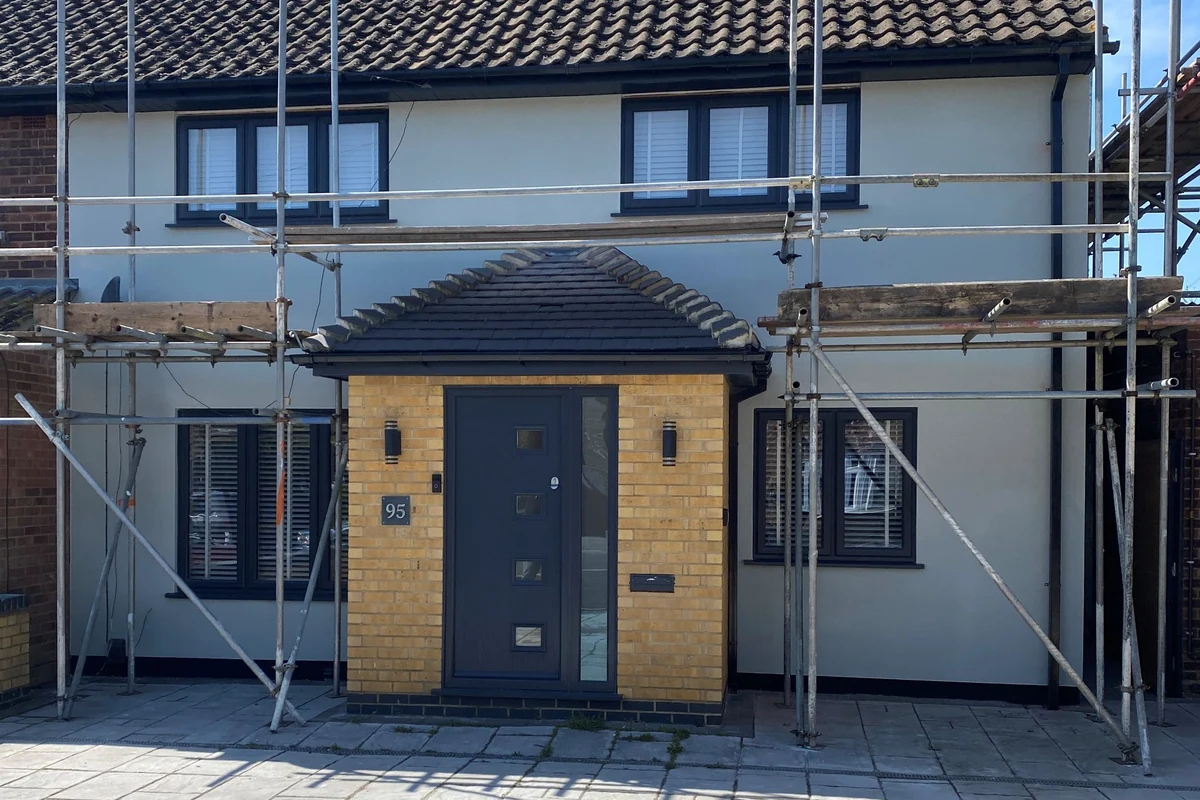 Full-mesh monocouche render system project photography in Cranham, Essex